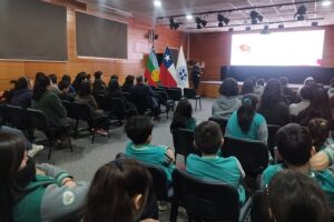 Estudiantes de Escuelas Municipales participaron en Segundo Encuentro de Clubes de Astronomía en UFRO Pucón