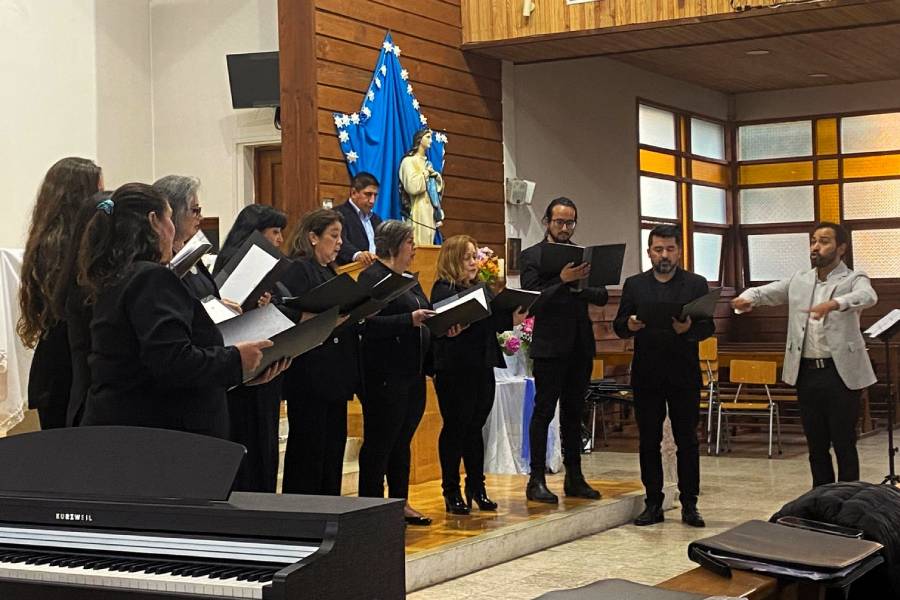 Coro de Cámara UFRO destaca con presentación en el 29° Festival Nacional de Coros en Pucón