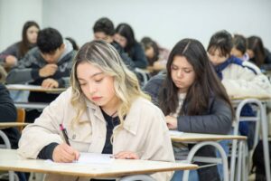 UFROrienta organiza último Ensayo PAES del año junto a Preuniversitario Pedro de Valdivia