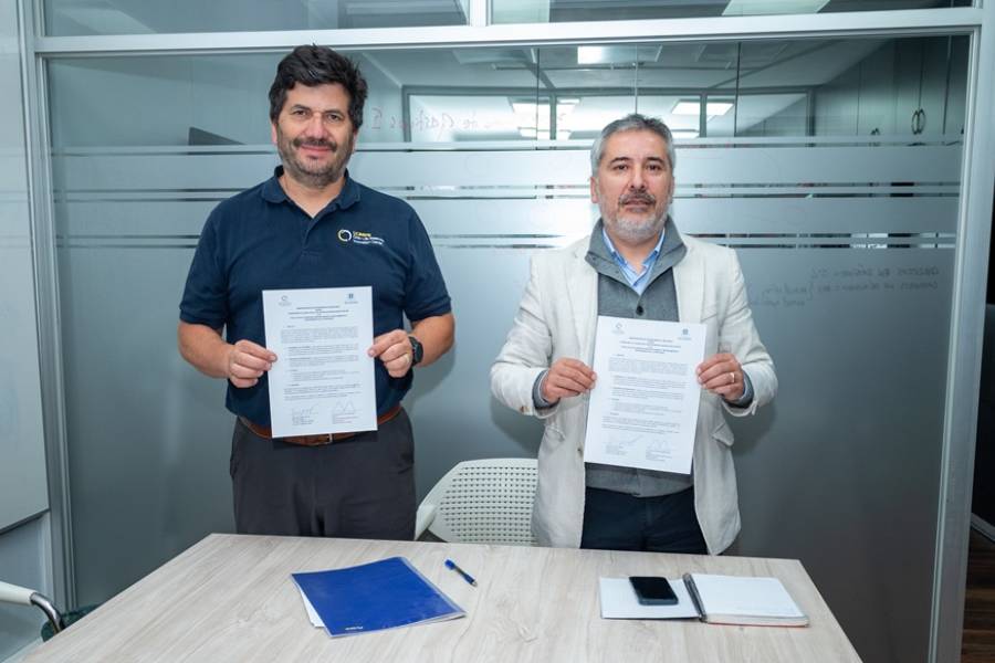 UFRO y UC Davis Chile firman acuerdo para fortalecer vinculación académica en innovación y transferencia de conocimientos